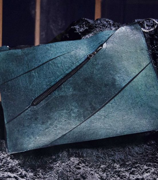 Daily Loud tweet media