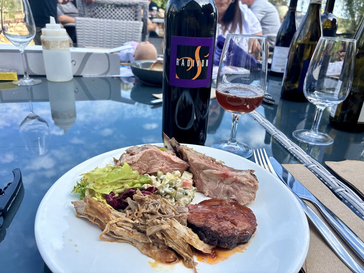 かおりん | 旅するワインライター tweet media