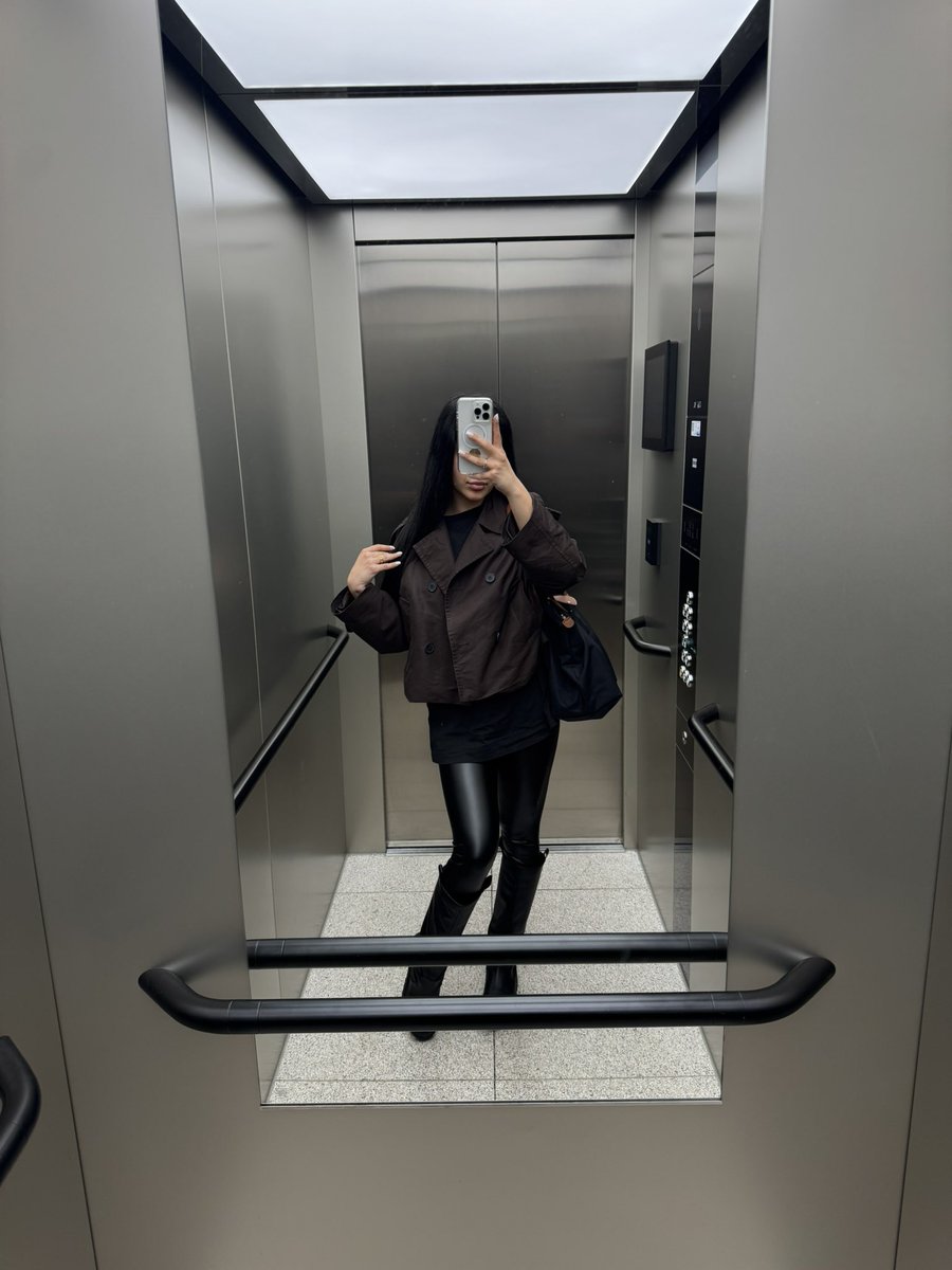 Goddess Layla tweet media