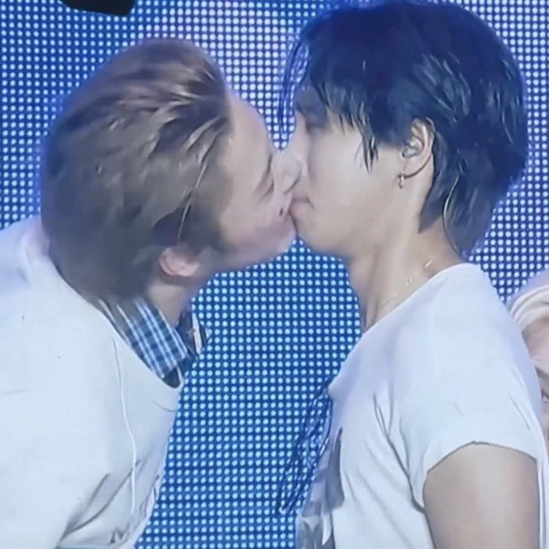 ❅ hae quokka VIO A SKZ tweet media