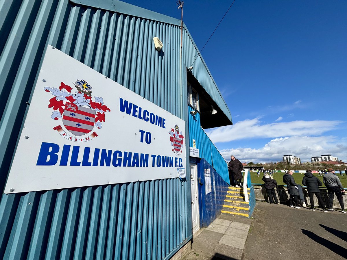 BCAFCBH's tweet image. Billingham Town 0-2 Billingham Synthonia
Bedford Terrace- Att: 758

First appearance on the NL Easter hop for the Billingham derby, where the local youths had even prepared a tifo. Lovely little ground but Synners were the much stronger side today! #groundhopping