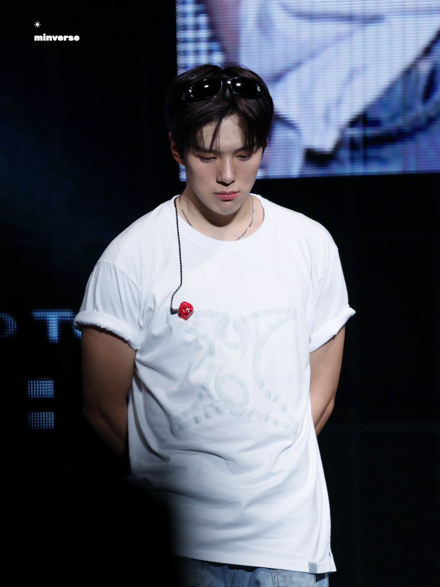 minverse tweet media