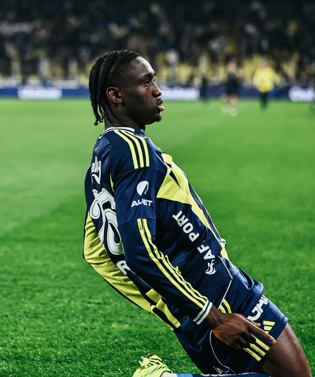 FEARLESSYGT tweet media