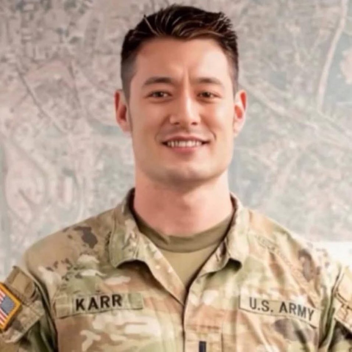 西蒙•冯•弗雷德里希•胥库兹Simon Von Friedrich Xurcuz tweet media