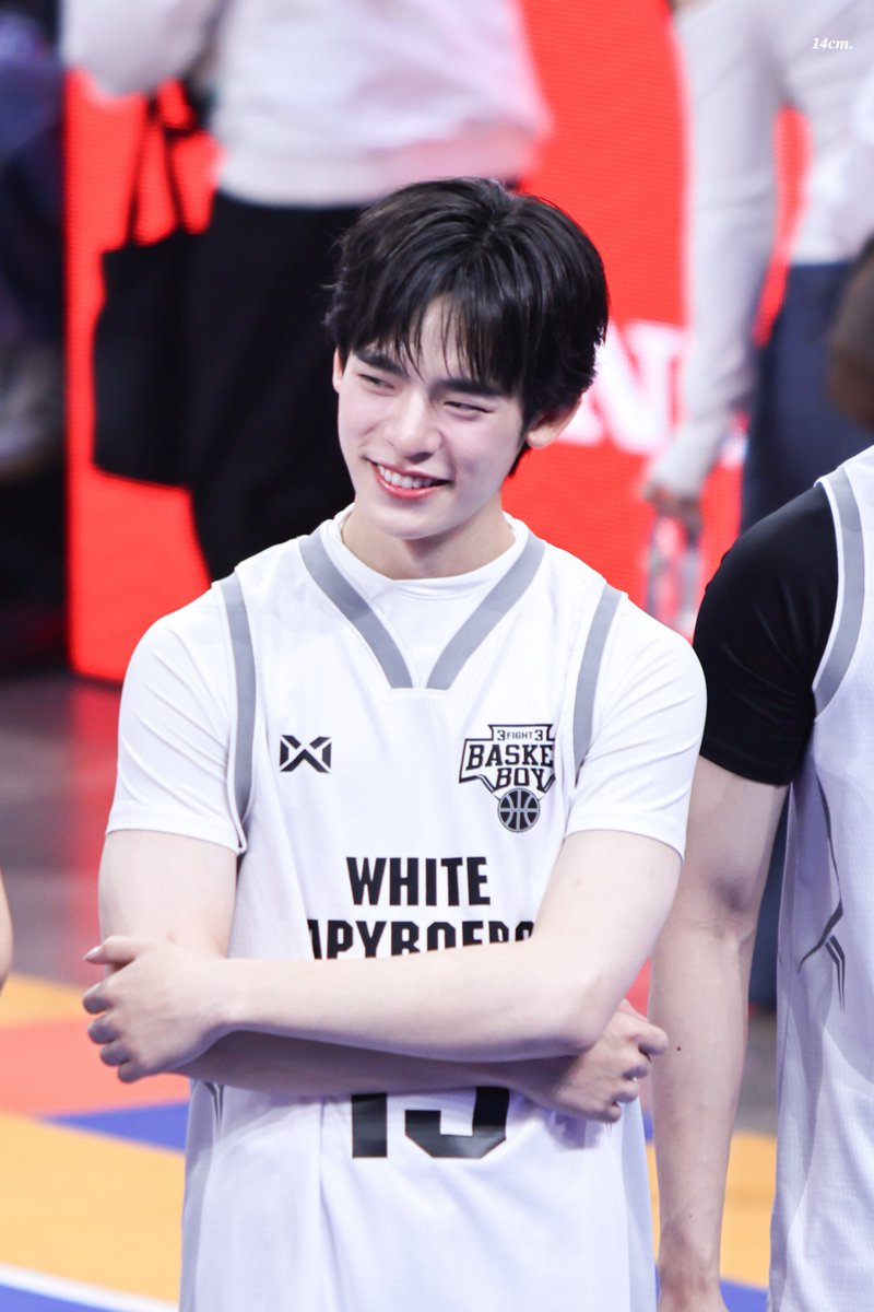 𝟭𝟰𝙘𝙢✨ tweet media