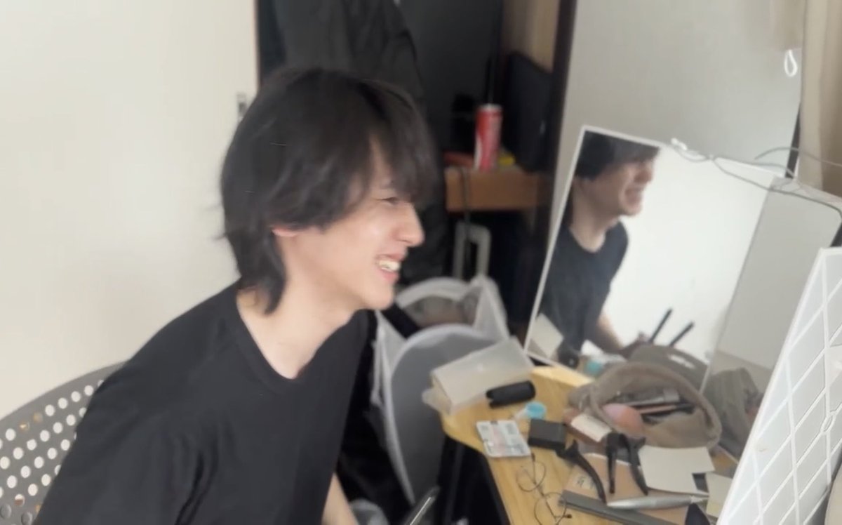 ひゅん tweet media