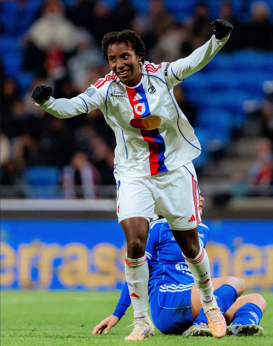 aysel ♟️ tweet media