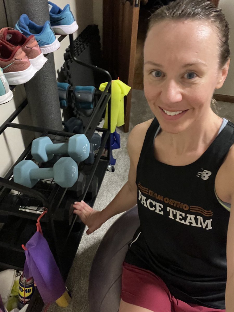 LindsayIRL's tweet image. Up &amp;amp; at em 💪

I admittedly don’t love early morning workouts. But when it’s the only time it can happen, I’m grateful I can make it happen.

#marathontraining #weightlifting #workout #wellness #fitness #healthyhabits #gratitude #goodmorning