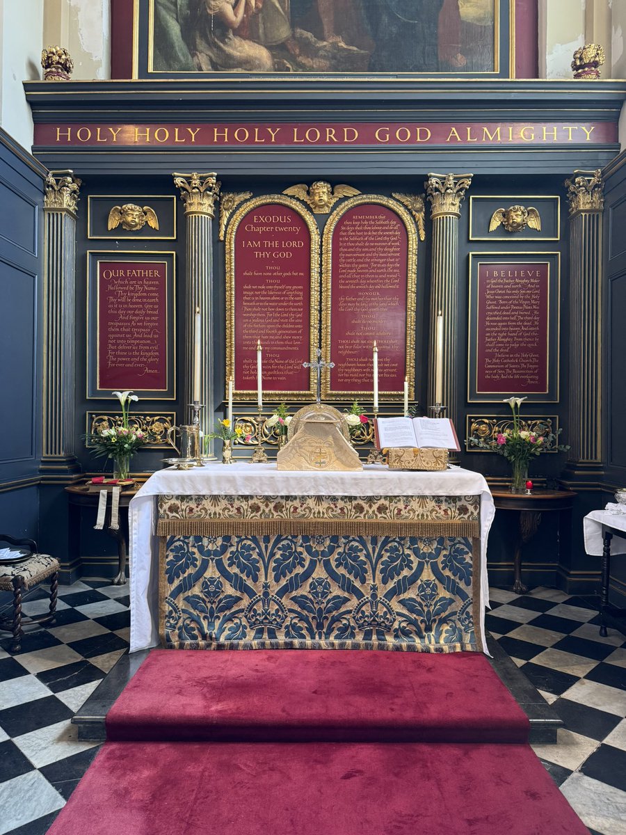 The Bishop of Fulham tweet media