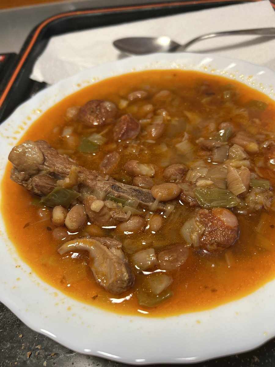 A cooomeeerrr!!!! #MasterChefRojillo😋😋