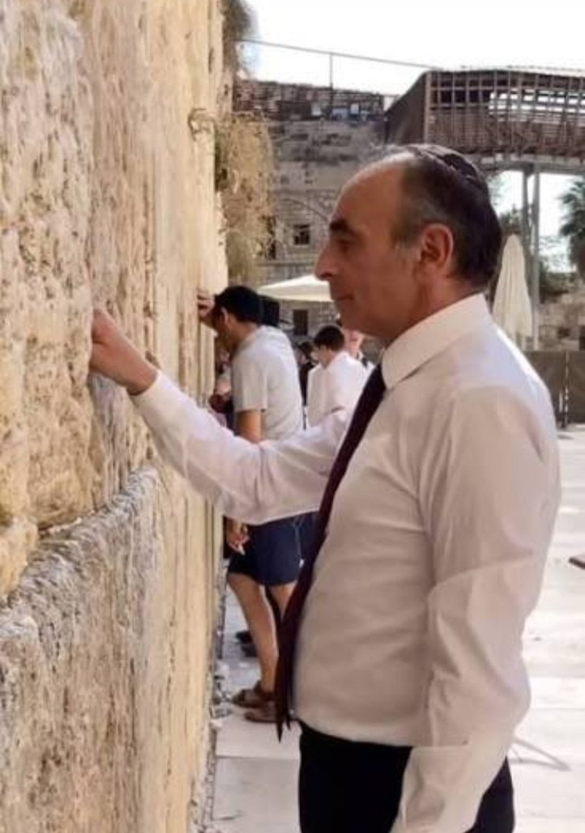 GREEN KILLAH tweet media