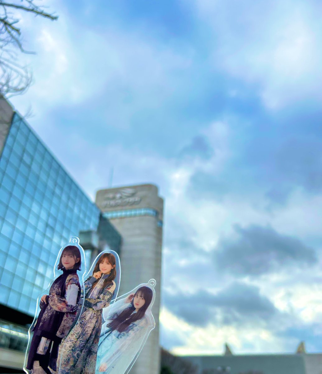 りさ* tweet media