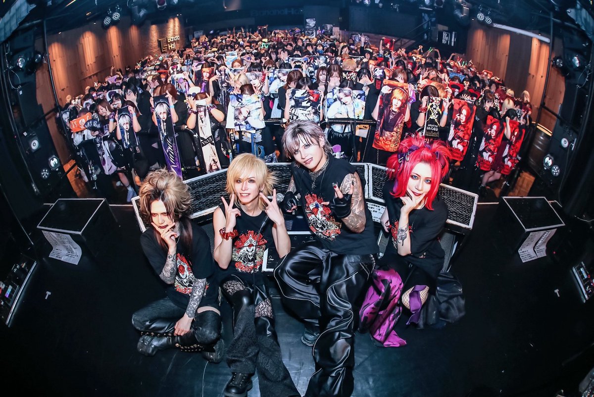 Royz 昴 tweet media