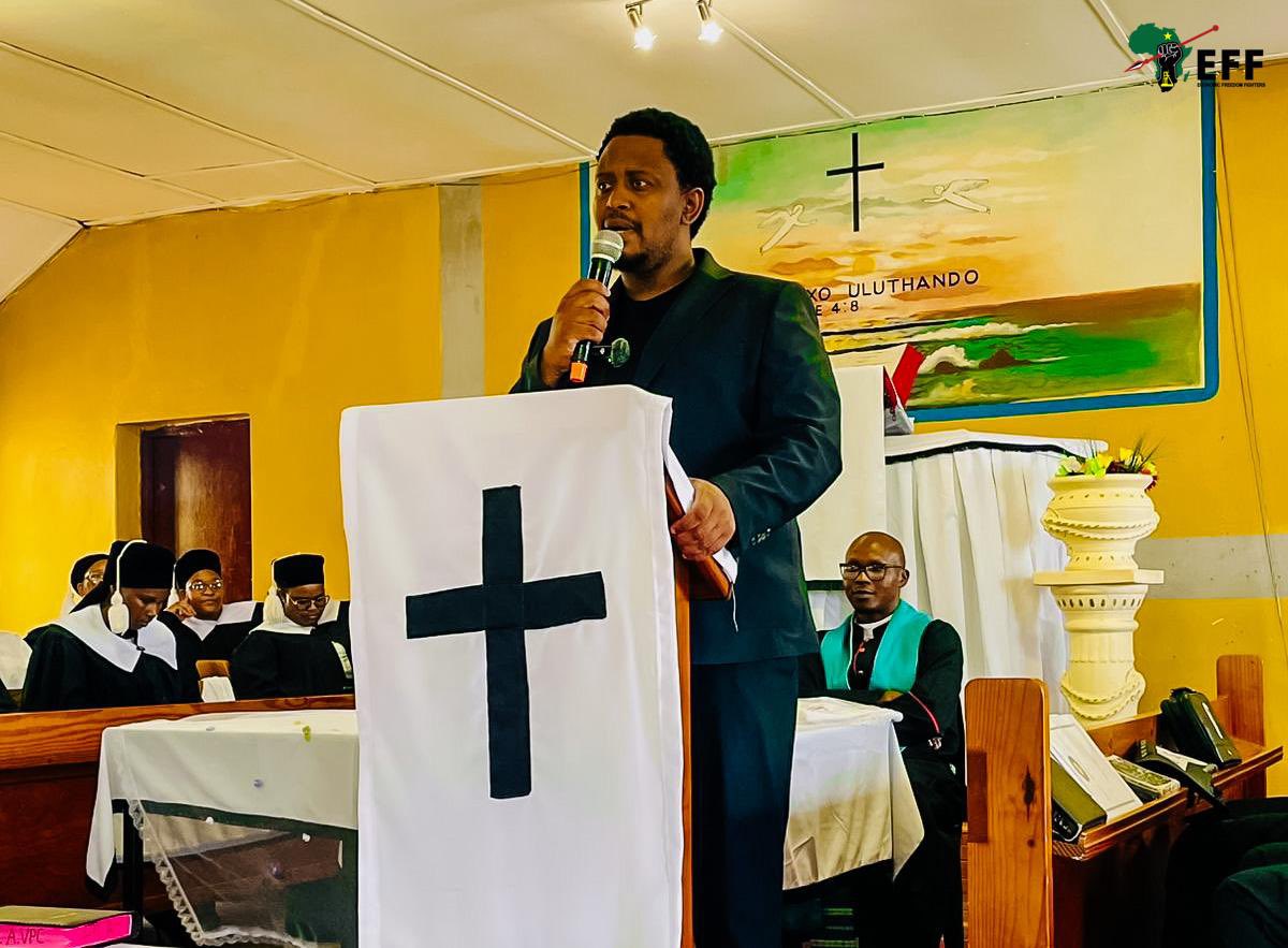 Sinawo Thambo tweet media