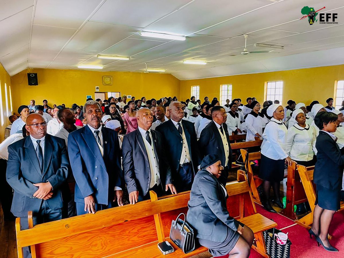 Sinawo Thambo tweet media