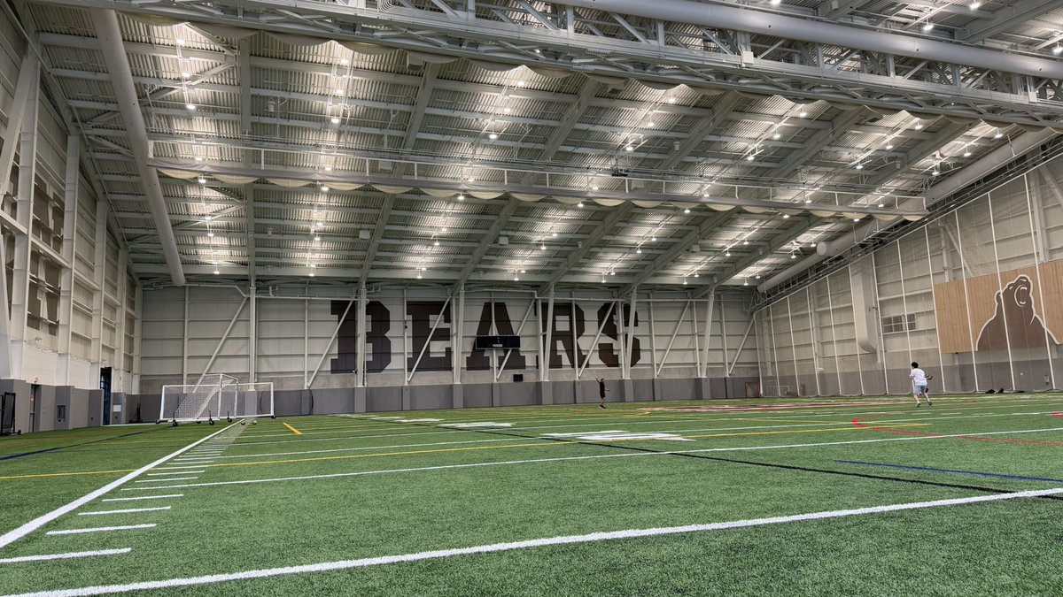 Had an amazing junior day at <a href="/BrownU_Football/">Brown Bears Football</a>! Thank you <a href="/CoachEMorrissey/">Eddy Morrissey</a> for the invite, loved learning more about the program and I’m excited to be back on campus soon.

<a href="/GovsFootball/">Governor's Football</a> <a href="/Coach_Boria/">Luke Boria</a> <a href="/GardnerCousins1/">Gardner Cousins</a> <a href="/GridironImports/">Gridiron Imports Foundation</a> <a href="/GIfootballChris/">Chris Adamson</a> <a href="/BrownHCPerry/">James Perry '00</a> <a href="/CoachPDeCapito/">Phil DeCapito</a>