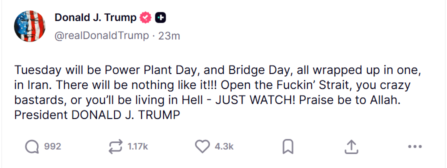 Mickamious tweet media