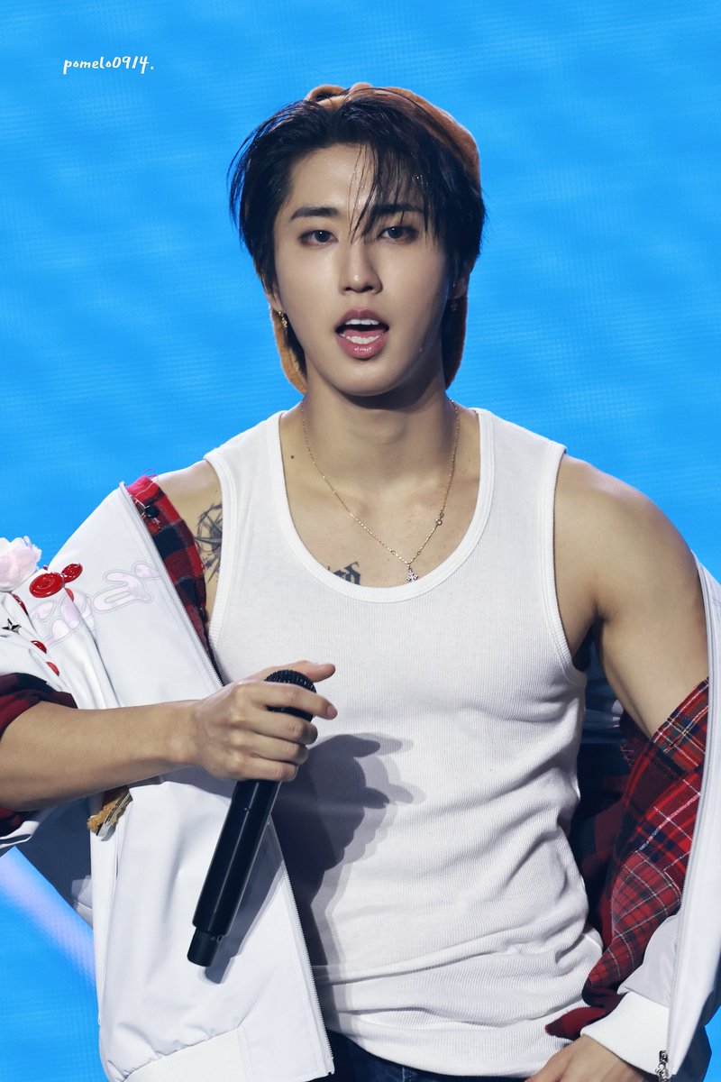 pomelo0914. tweet media