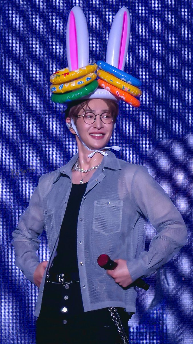 🐰Onew🩷TOUGH LOVE💚 tweet media