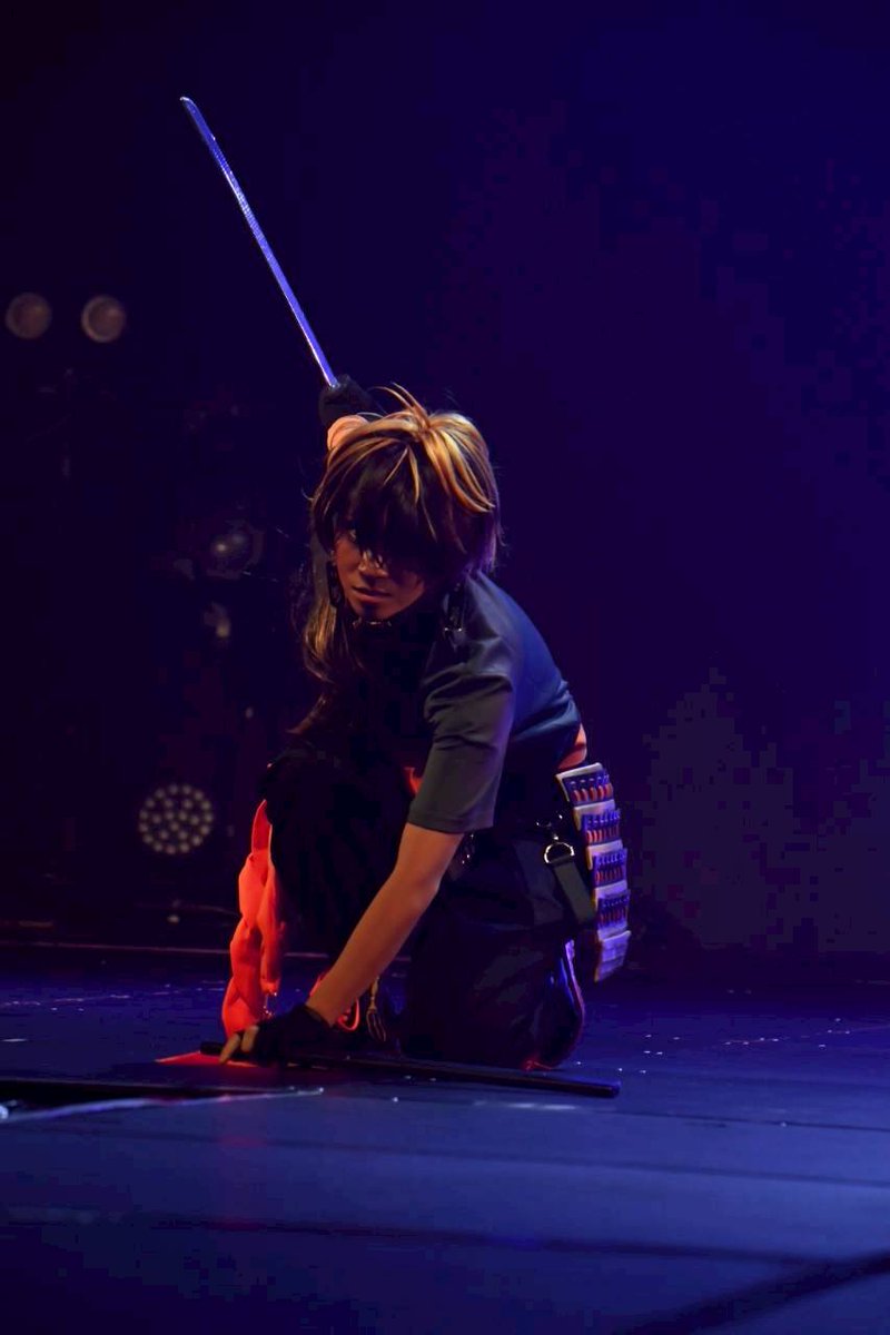 #コスミート
抜刀した瞬間、しっかり｢絶対殺すマン｣の顔してる自分に驚いた
広光の刀してた
お写真撮っていただきありがとうございます‼️
#鐡クロガネ
#火車切