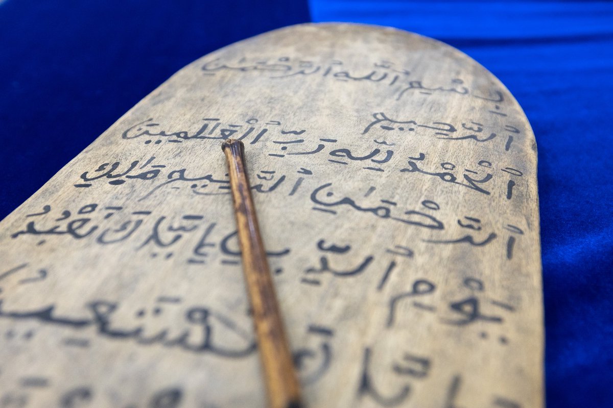 IMSIU_edu_sa's tweet photo. تزامنًا مع #يوم_المخطوط_العربي ..
معالي رئيس #جامعة_الإمام أ.د. أحمد بن سالم العامري يفتتح اليوم الأحد 2026/4/5م معرض المخطوطات والكتب النادرة.
https://t.co/vxhZLDXAsp https://t.co/a5vApJpaWA