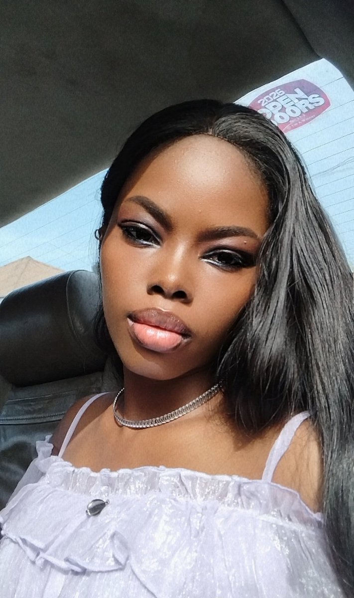 MOYE💋 tweet media