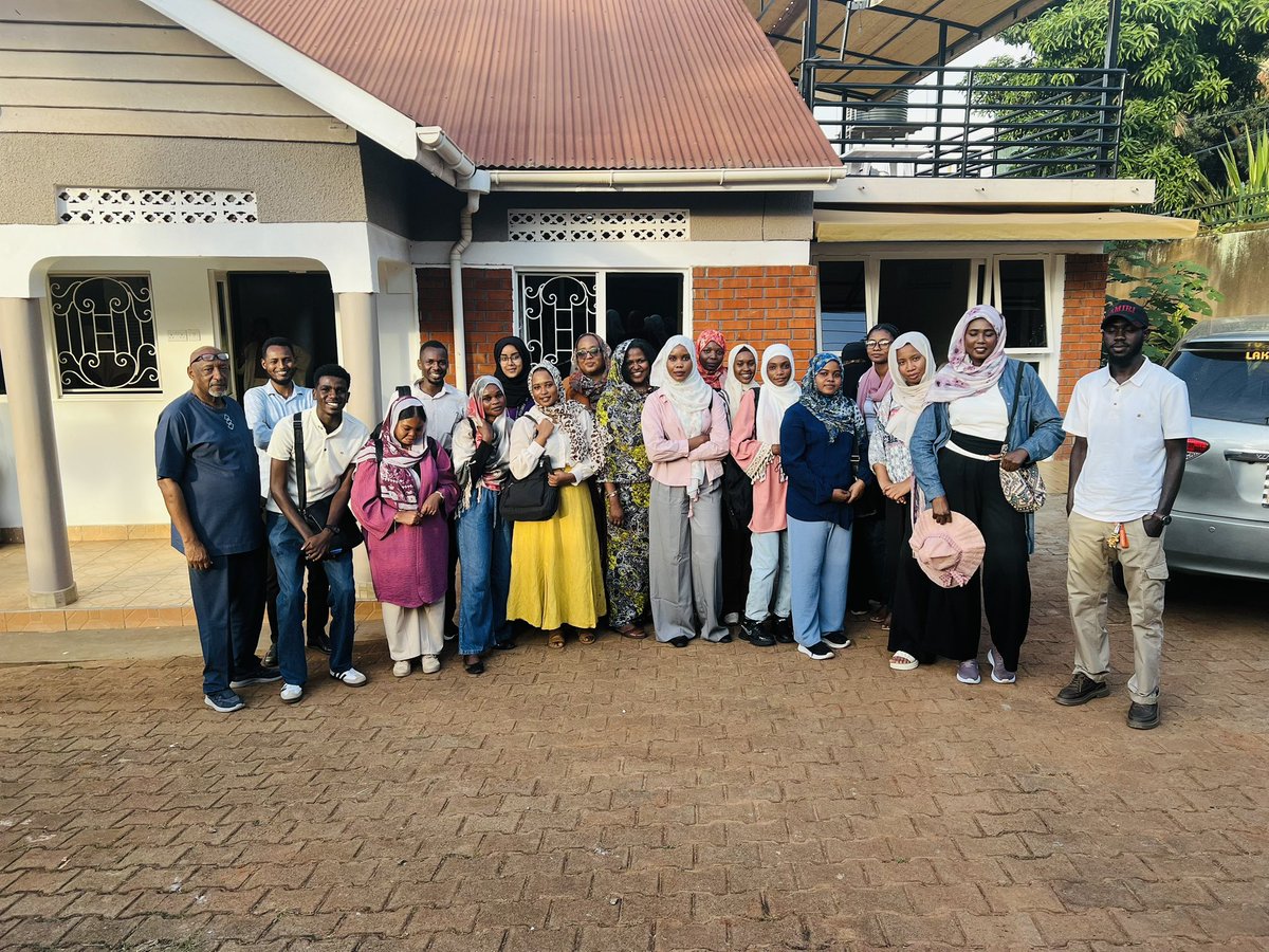 Sarajalilo's tweet photo. @SDPD2024 thank you for offering Sudanese health professionals: refugees or diaspora groups, the opportunity to serve the Sudanese community in need. 

In the last week in three different locations almost 1500 Sudanese refugees benefited from the integrated healthcare delivered in areas of
Internal medicine 
Oncology 
Infectious diseases 
Dermatology 
ENT 
Dental care 
Allergies
Pharmacy 
Bedside and lab testing 
As well as a training day for medical students 
All this work was done by volunteering, crowdfunding and in-kind donations led by Sudanese volunteers for Sudanese refugees 
In this mission Sudan Doctors Union in Canada partnered with SDPD  and fundraised for a very successful mission, their expertise and dedication to helping Sudanese refugees in very dire conditions 

Well done to all participants, in particular the local refugees committees for the excellent organisation and welcoming to the team members 

Collective efforts 
Collaborative work 
#TalkAboutSudan 
#HealthforAll 
#EquityToHealth
#RefugeesHealth
#DiasopraEngagement