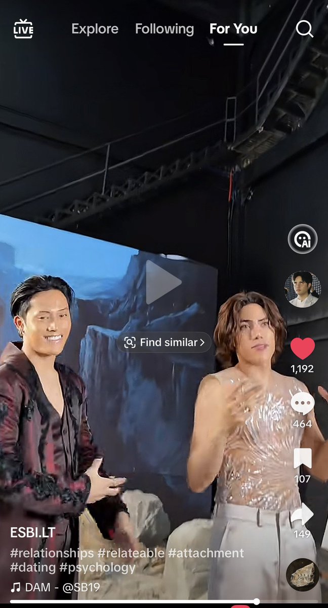 Sir Tres tweet media