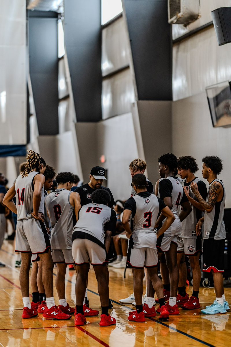 s2nhoops's tweet image. Our 17u P32 Squad finishes the weekend 3-0 at 2Cities1GASO. 6’5 Wing Matt Widtfeldt @MattWidtfeldt knocks down the GW 3 in the final game to secure the W. 

Great momentum heading in the First stop of the New Balance @p32 League this coming weekend. S2N Family…