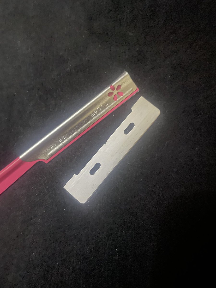 𝐄𝐬𝐦𝐢𝐫𝐲 tweet media