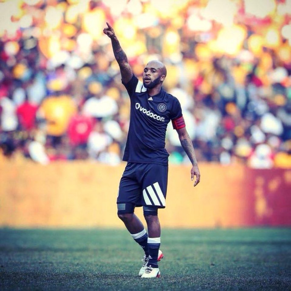 WonderMahlobo's tweet photo. Led us to a double treble single handedly. What a player. Handsome, bald,doesn’t drink alcohol and still a virgin. Legend. https://t.co/tGKtgUdayb