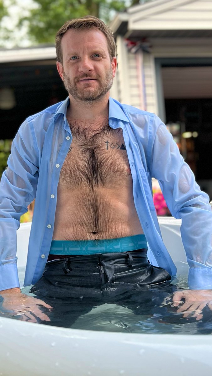 WetGregGregg tweet media