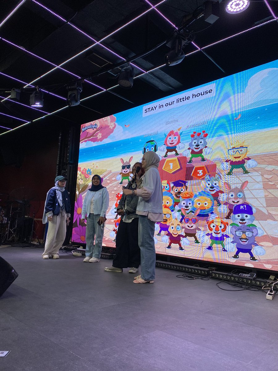 dhiy🐈⬛ tweet media