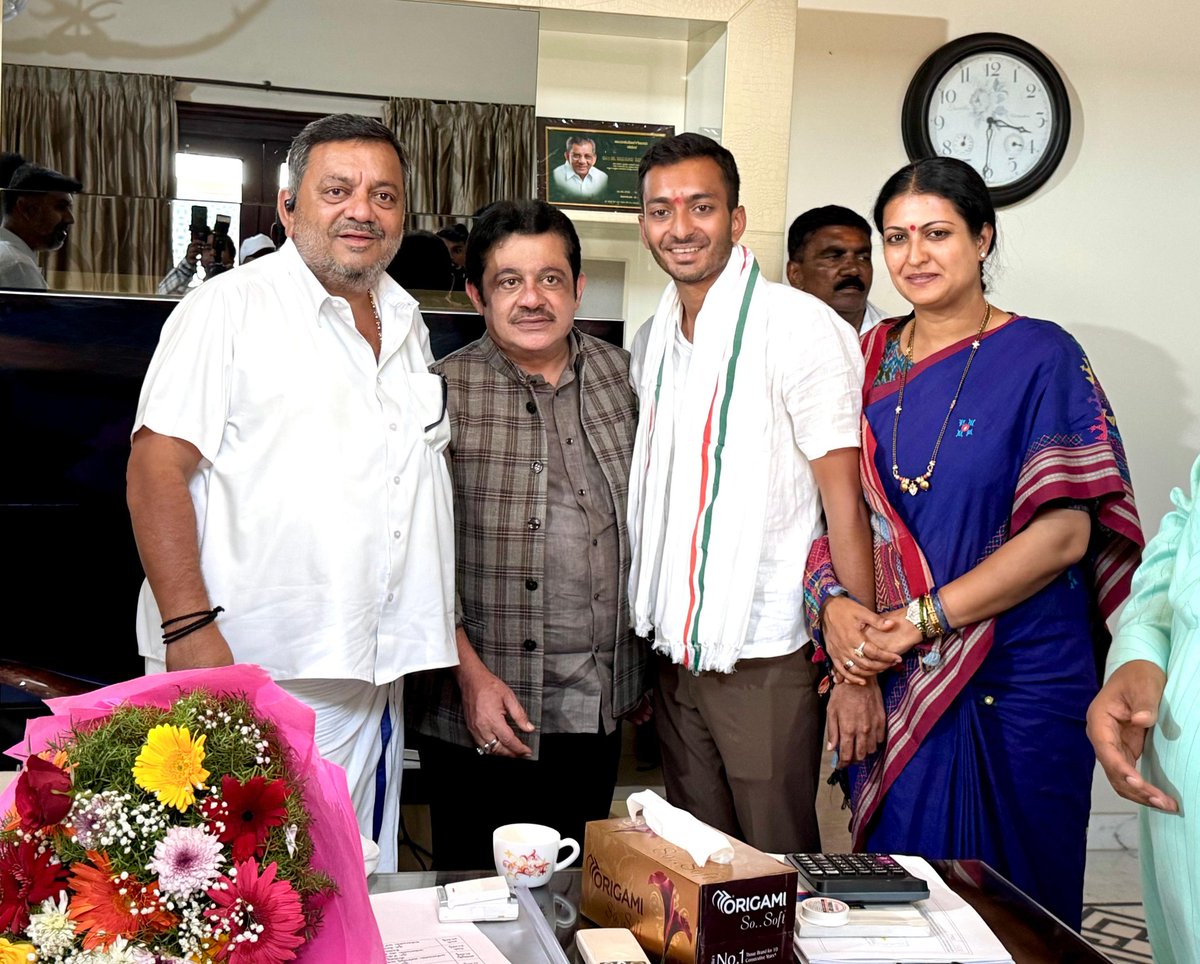 B Z Zameer Ahmed Khan tweet media