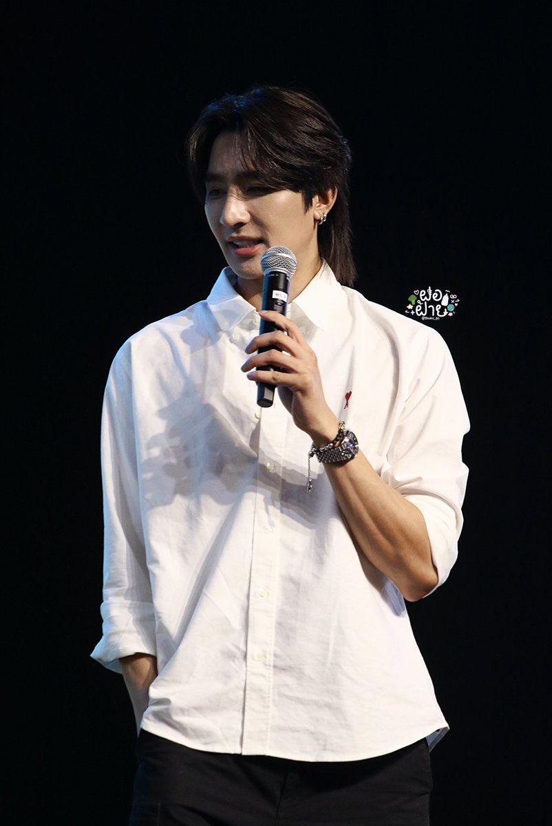 PHAY_91's tweet photo. 05.04.2026 : #GMMTVFANIVAL2026xEarthMix 

Pirapat 🤎

@Earth_Pirapat 
#EarthPirapat #ถ่ายวันนี้ลงตอนไหนอะฝ้าย https://t.co/uwkB4wVVnj