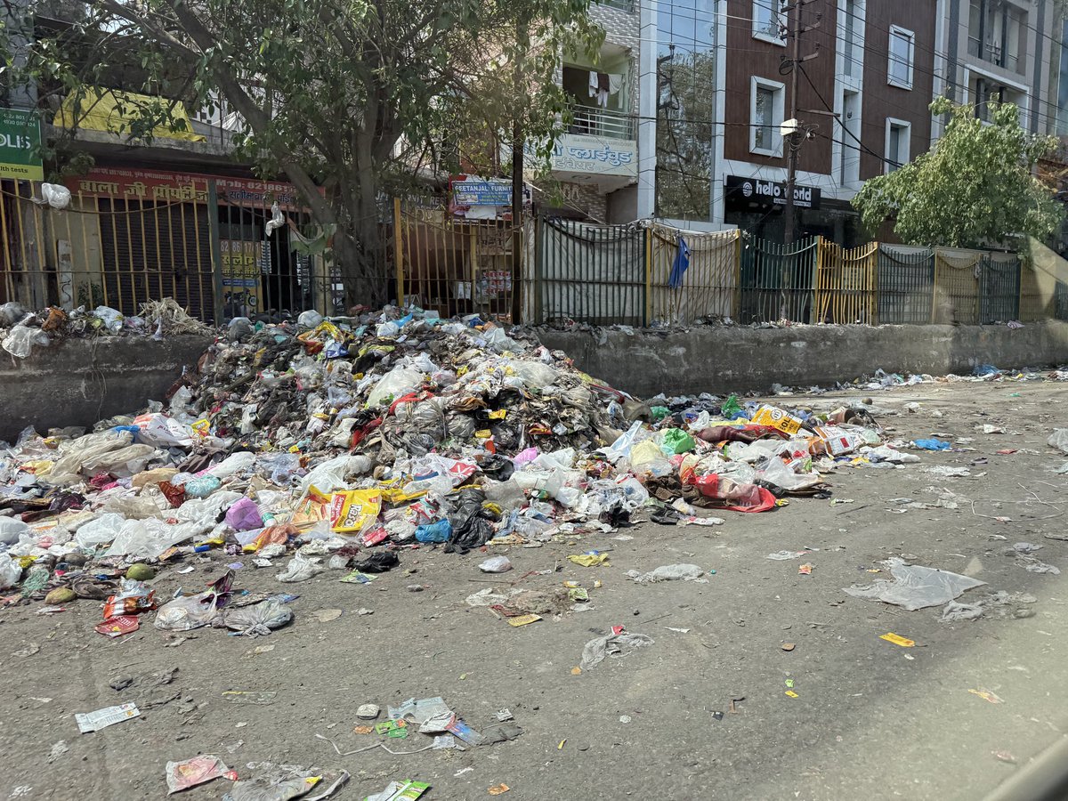 रावण tweet media