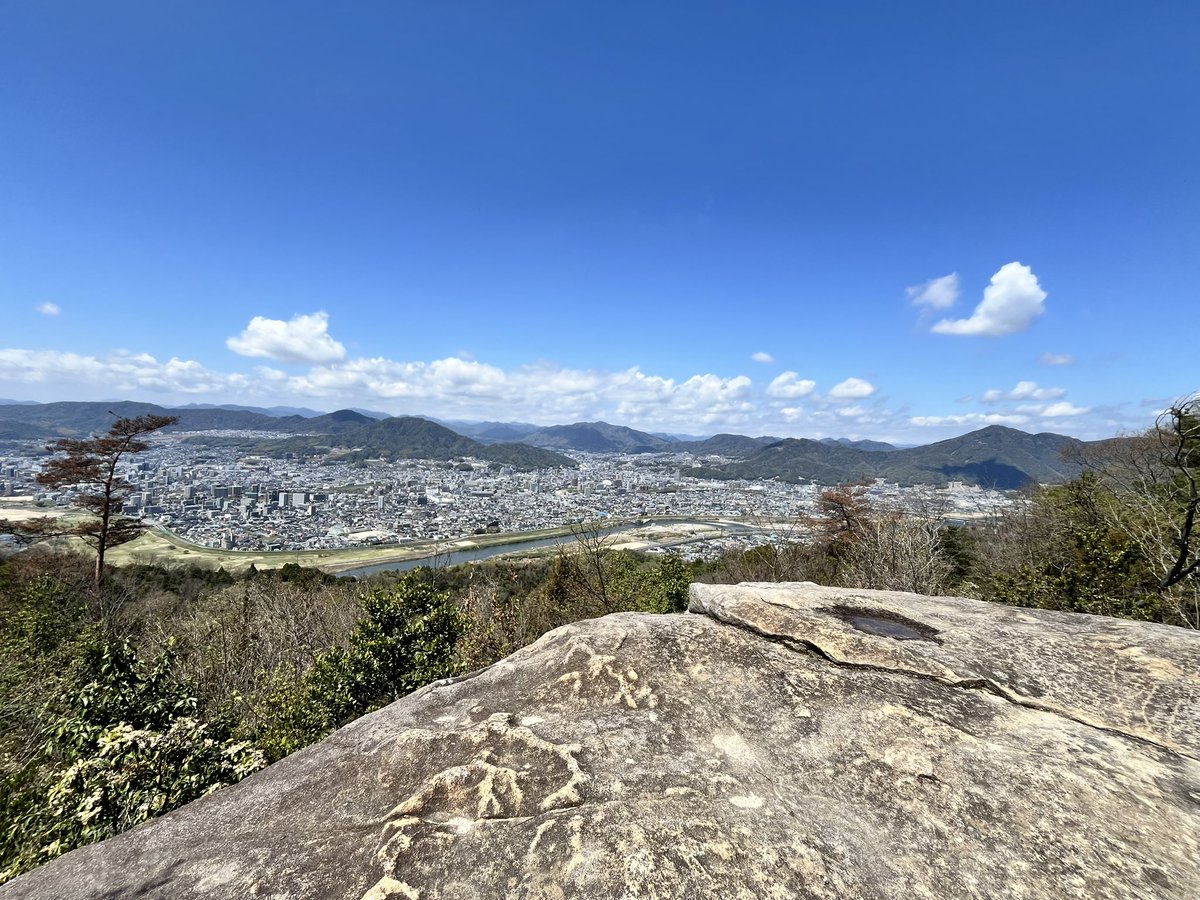 忯子(きしこ)りんはつるばみ色 tweet media