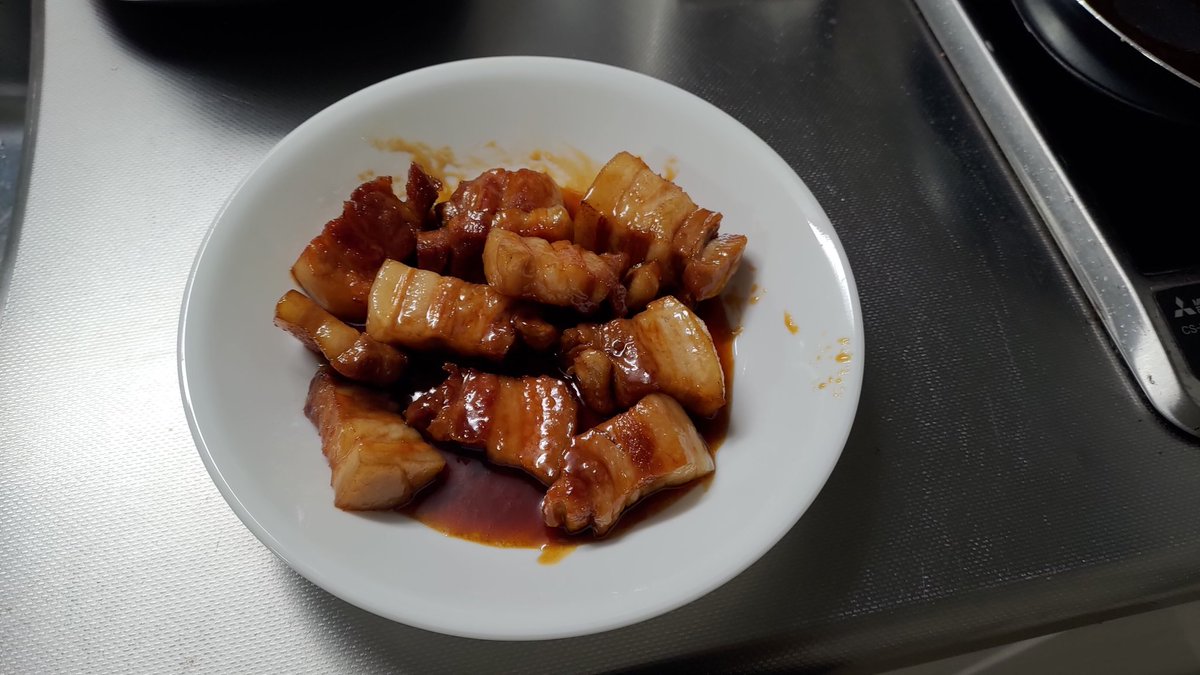 kcalb_dog's tweet photo. 見た目は良かったんだがちょっと食感が固くなってた。
まあ美味かったからﾖｼ https://t.co/Pl2aDiXK4o
