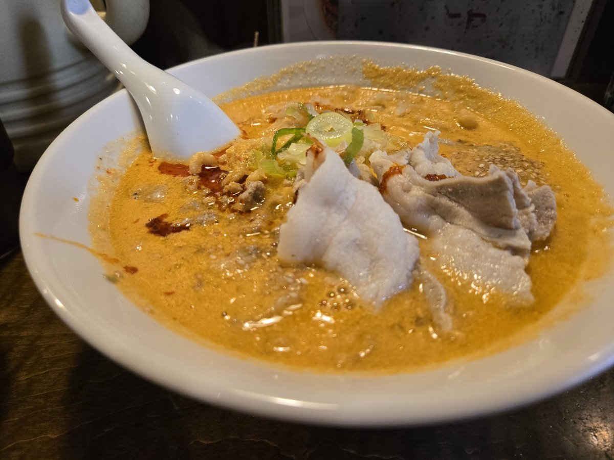 Riz_bellet's tweet photo. この時間でも美味しい担々麺食べられるの嬉しいね https://t.co/hlSNFjE4IB