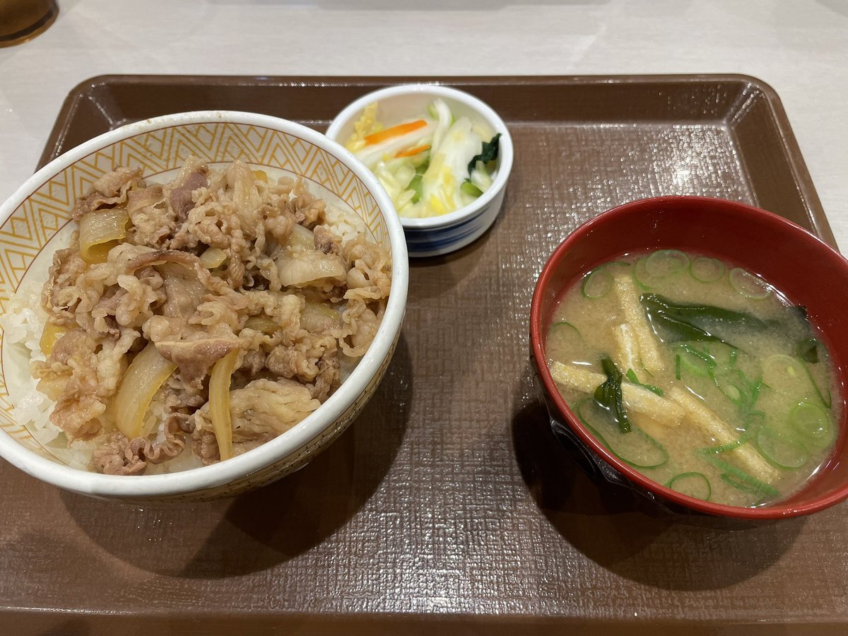 ひろっくま tweet media