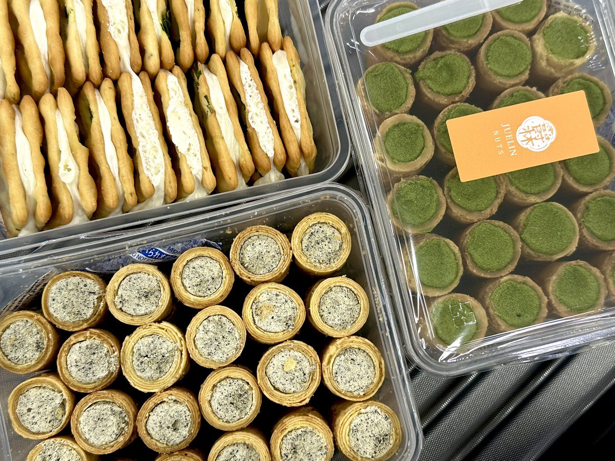 챱츄♡꙼̈ tweet media