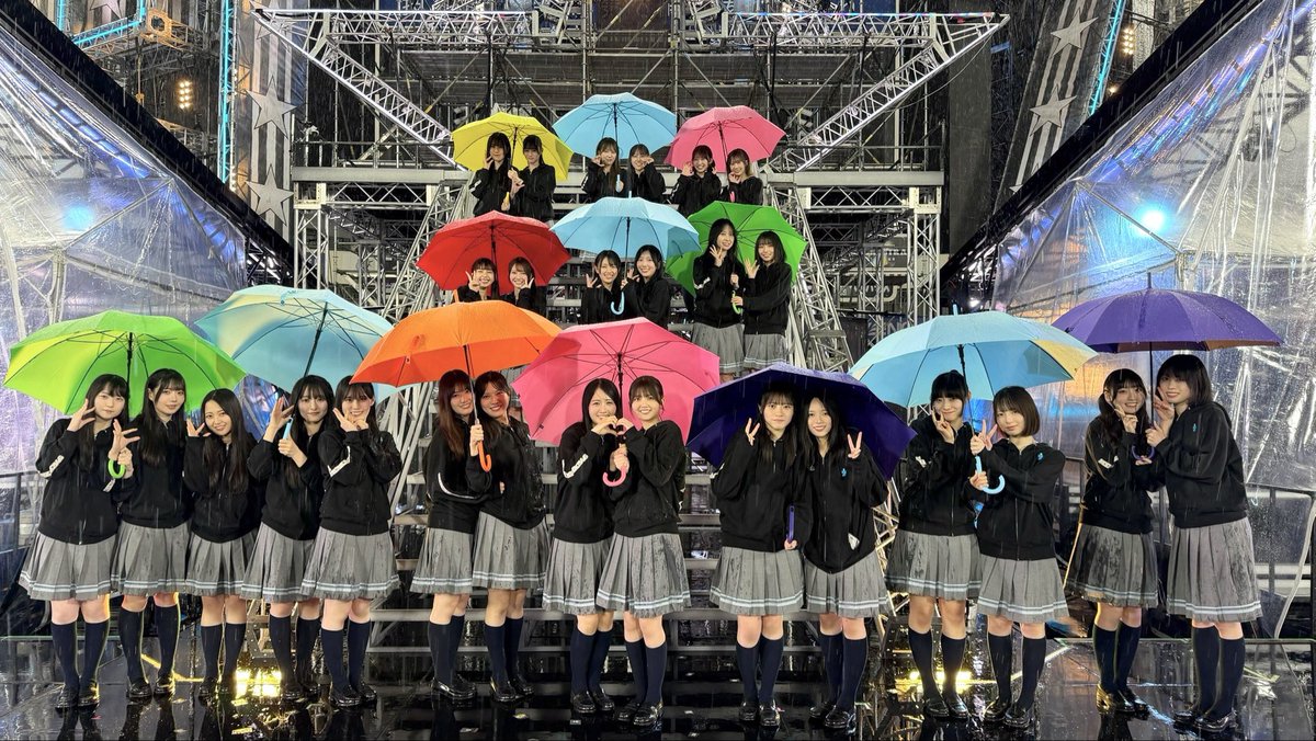 cookie22440027's tweet photo. ひな誕祭2日間、最高のLIVEだったー！
はるはるのハーフツイン可愛すぎた😍
17thの選抜発表と初披露はさすがに驚いた😳
かほりんセンターおめでとう🎊
今回、はるはるは「ひなた坂46」だけど
何も変わらない、ずっとそばにいるし、支えるからね🌱
ひらがなLIVE行くぞー‼️

 #七回目のひな誕祭_DAY2 https://t.co/MdKoGtMynK