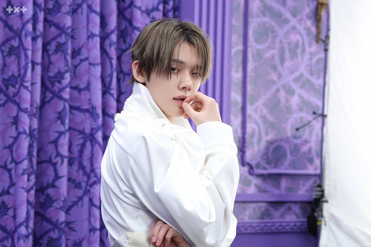 °•°ᴍɪᴋʀsᴏꜰᴀ°•° tweet media