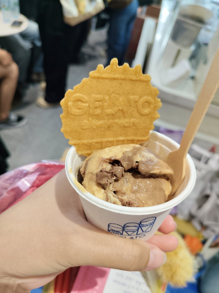 XQ_mylove.FB_ tweet media