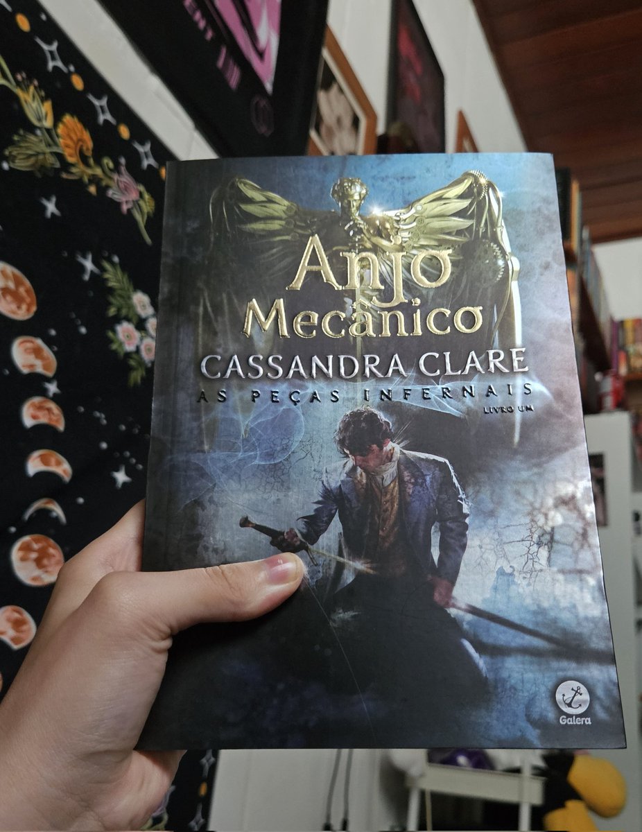 May 🥍 | 📖 anjo mecânico tweet media