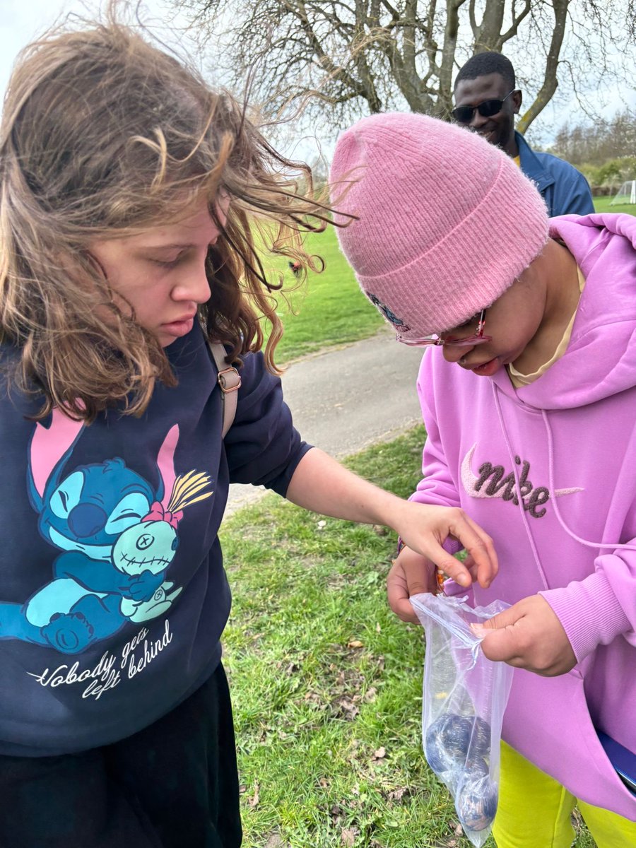 CascadeCharlton's tweet photo. Arisha, Tracy and Shakira enjoying their Easter egg hunt in the park today followed by some fun games #Easter #Inclusion #enablenotlabel https://t.co/5U9hiJ4S5W