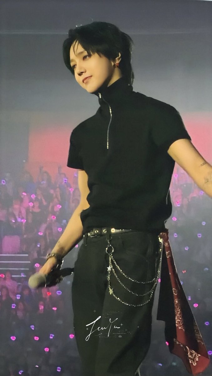 Day3
<a href="/shfly3424/">Yesung</a> 

#SUPERJUNIOR #슈퍼주니어
#SUPERSHOW10 
#예성 #Yesung #艺声 #藝聲 #イェソン