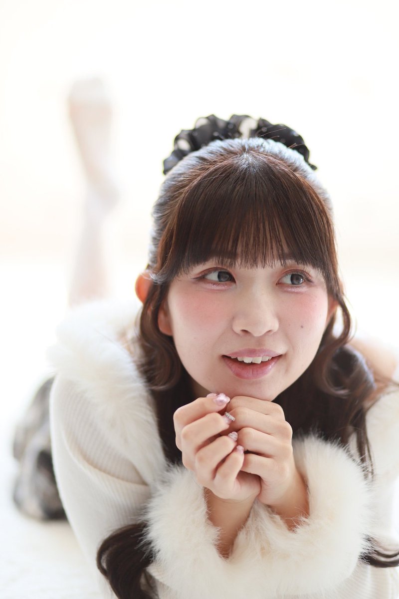 fuminyinyi's tweet photo. 寝っ転がってもらいました。

#PinkySpice #綿雲えり https://t.co/OayvTKrMIW