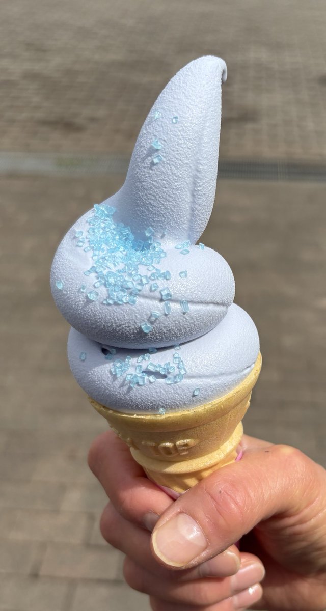 りぉニャン tweet media