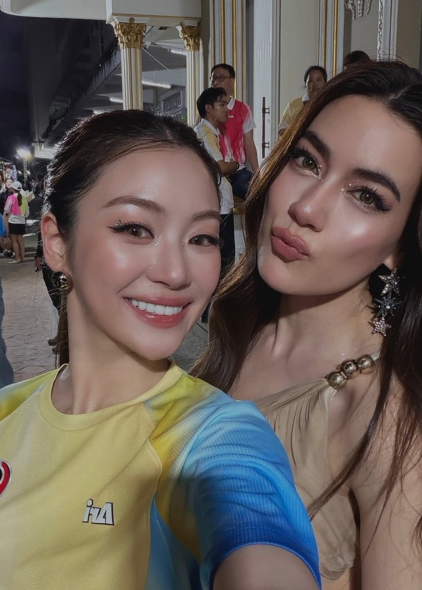 Giegy susu sasa aew aew (Rest) tweet media